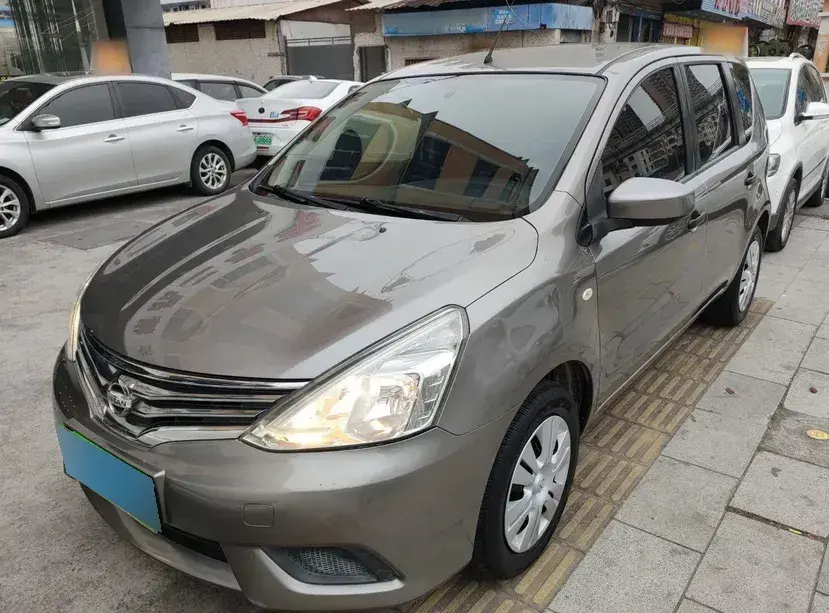 2015 Nissan Livina 1.6L 124HP L4 CVT