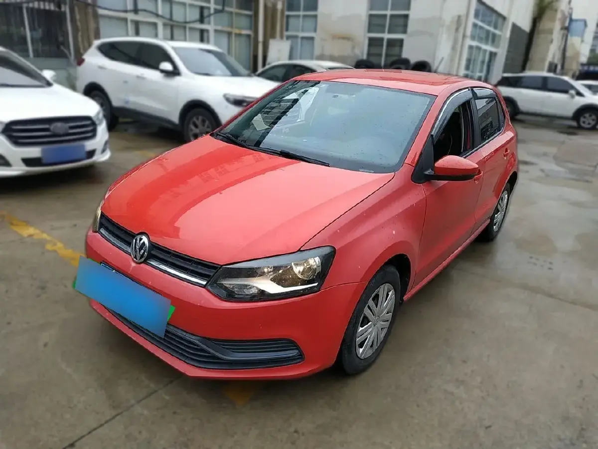 2016 Volkswagen Polo 1.4L 90HP L4 6AT
