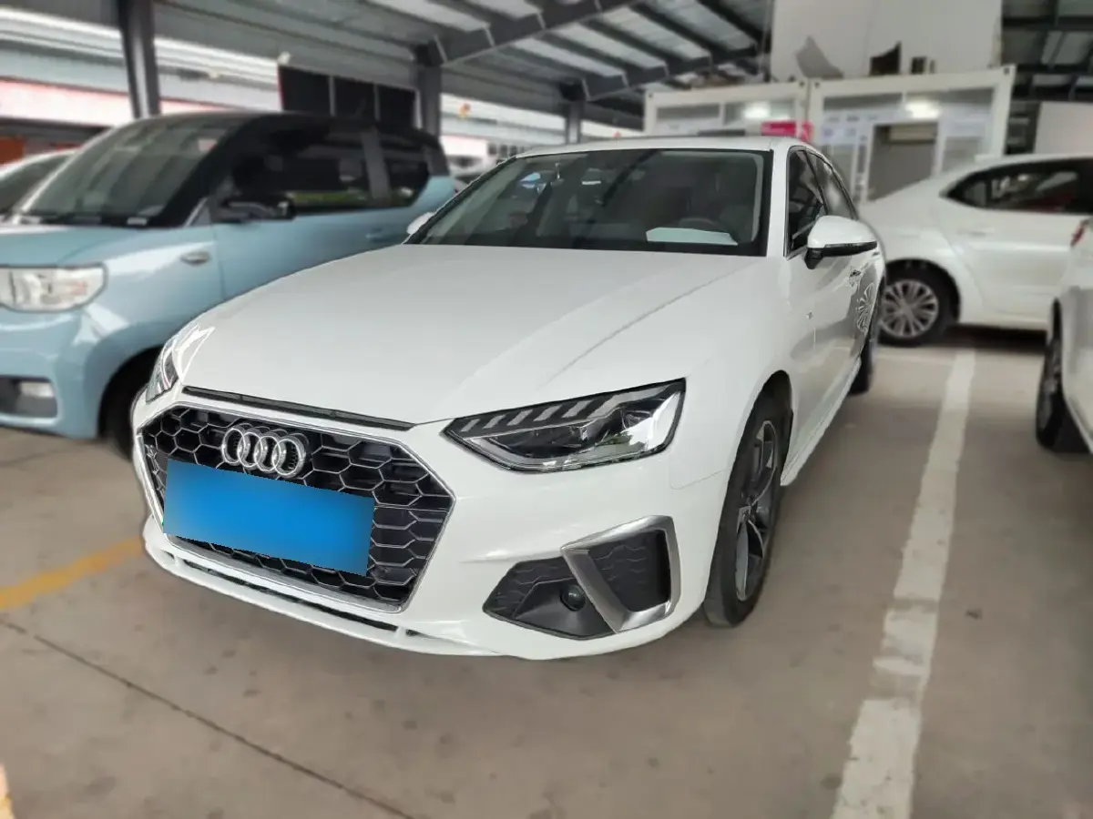 2020 Audi A4L 2.0T 190HP L4 7DCT