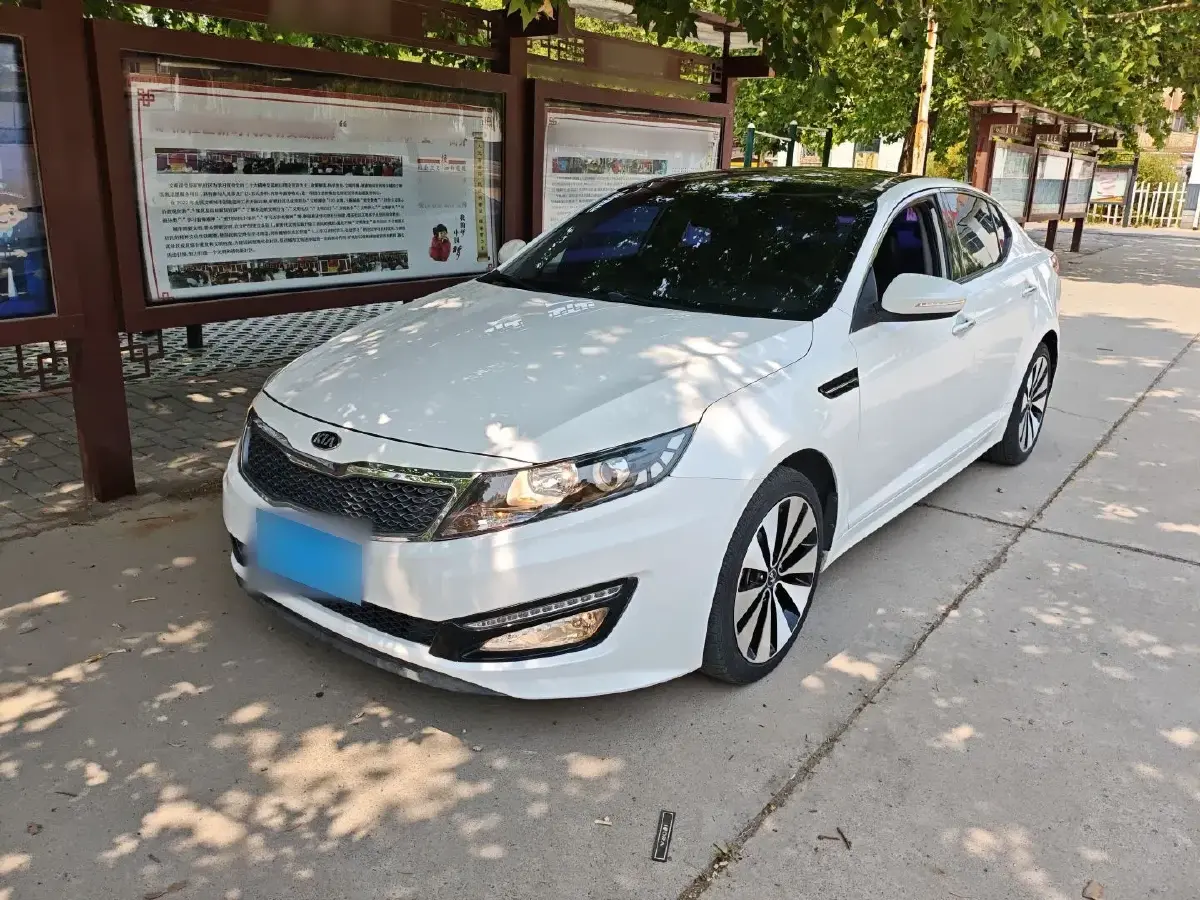 2012 Kia K5 2.0L 162HP L4 6AT