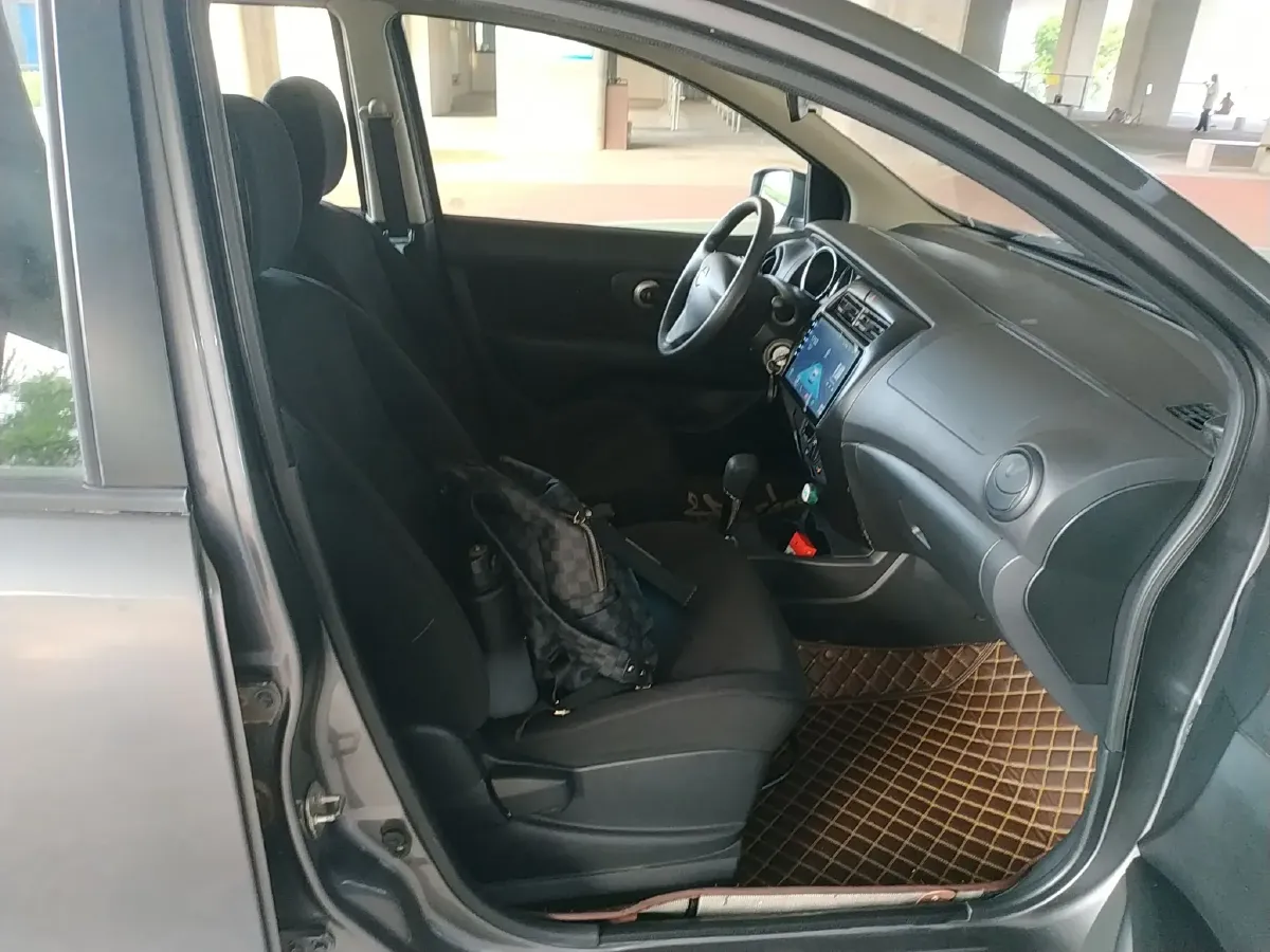 2015 Nissan Livina 1.6L 124HP L4 CVT,autocango,china used car exporter,china ev exporter,chinese used car exporter,chinese used ev exporter