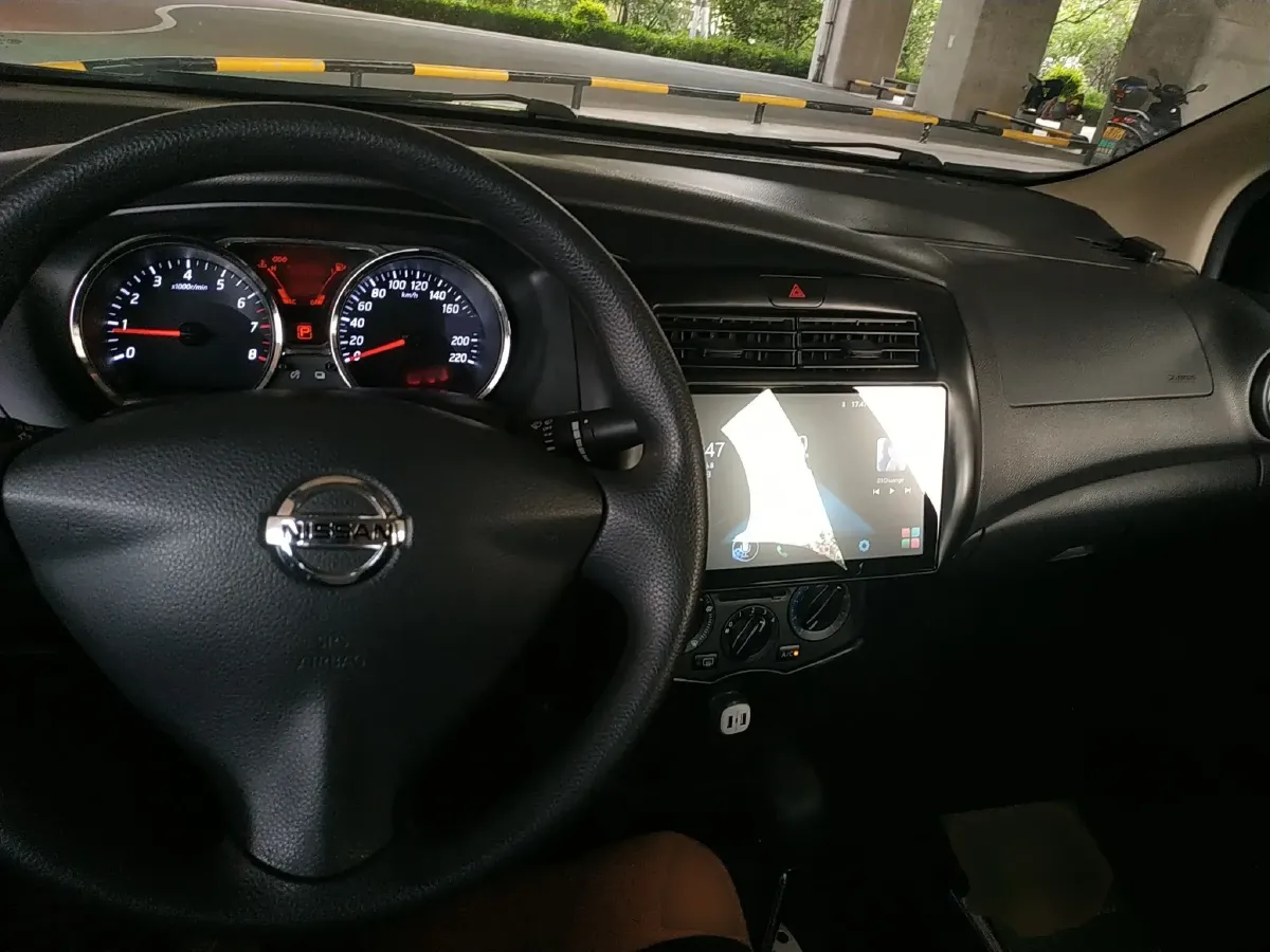 2015 Nissan Livina 1.6L 124HP L4 CVT,autocango,china used car exporter,china ev exporter,chinese used car exporter,chinese used ev exporter