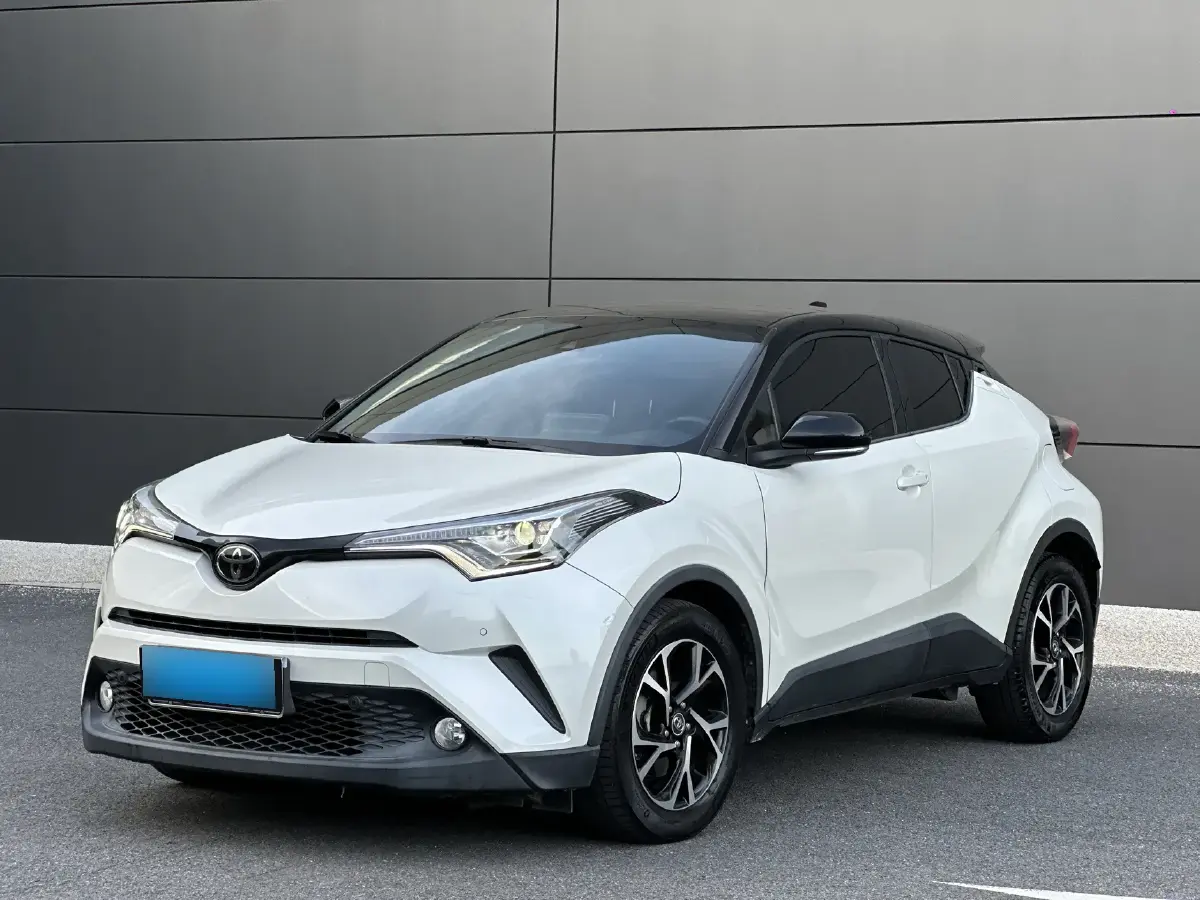 2018 Toyota C-HR 2.0L 171HP L4 CVT