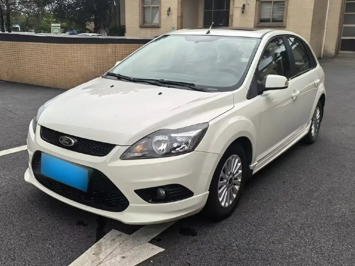2013 Ford Focus 1.8L 124HP L4 4AT