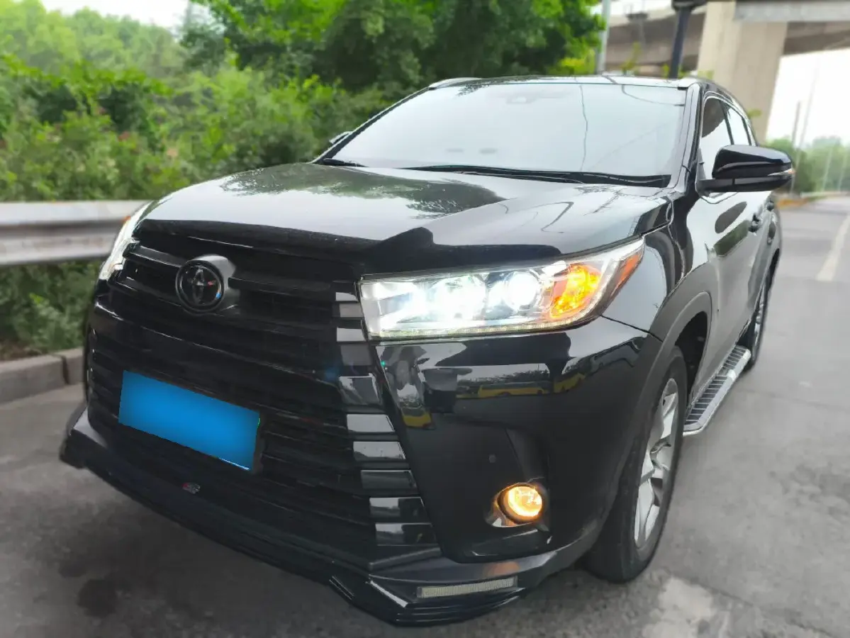 2018 Toyota Highlander 2.0T 220HP L4 6AT