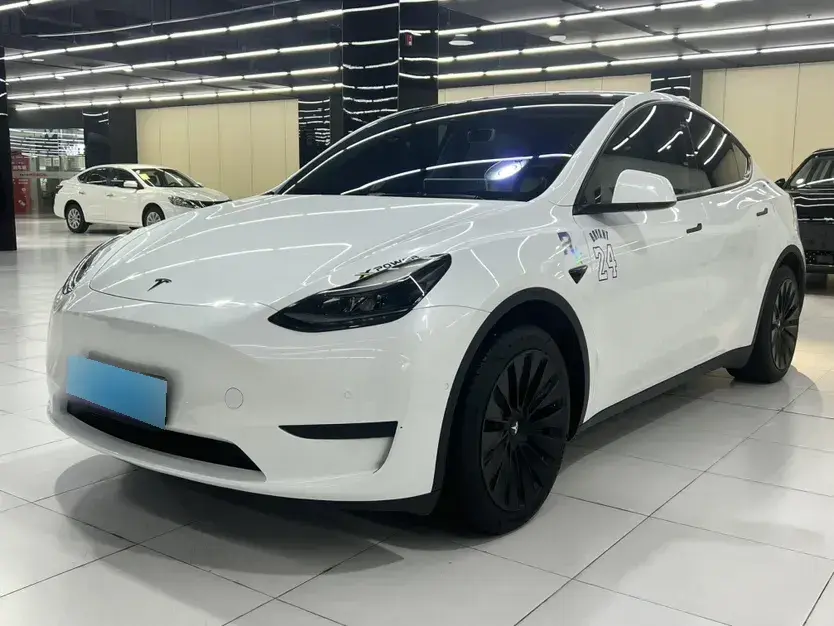 2022 Tesla Model Y BEV 60KWH
