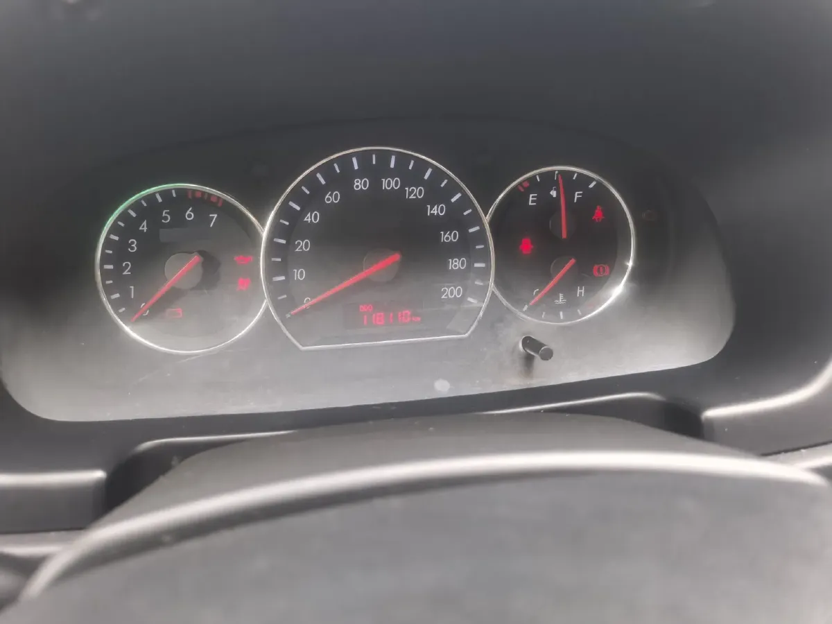 2012 ChangAn Alsvin V3 1.3L 94HP L4 5MT,autocango,china used car exporter,china ev exporter,chinese used car exporter,chinese used ev exporter