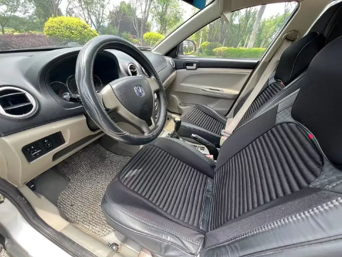 2012 ChangAn Alsvin V3 1.3L 94HP L4 5MT,autocango,china used car exporter,china ev exporter,chinese used car exporter,chinese used ev exporter