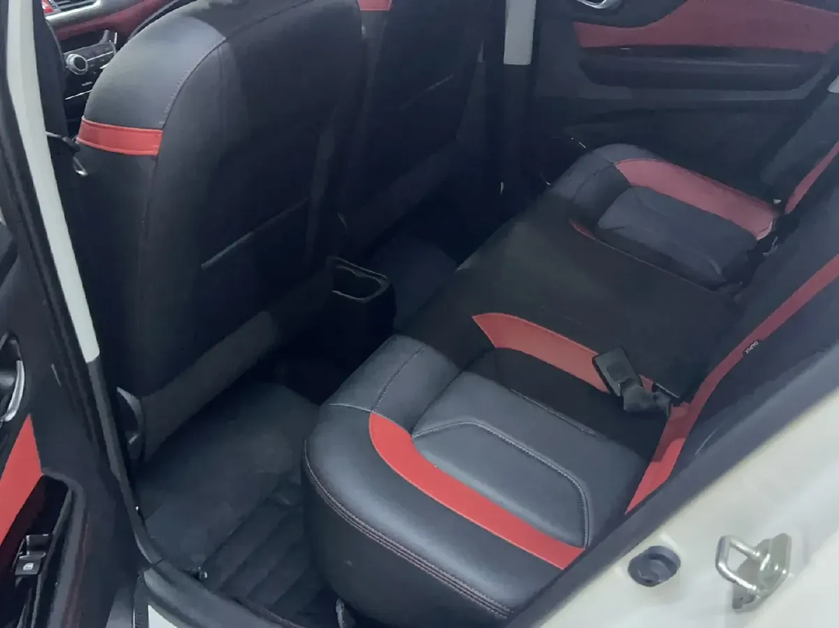 2017 Haval H1 1.5L 106HP L4 6AMT,autocango,china used car exporter,china ev exporter,chinese used car exporter,chinese used ev exporter