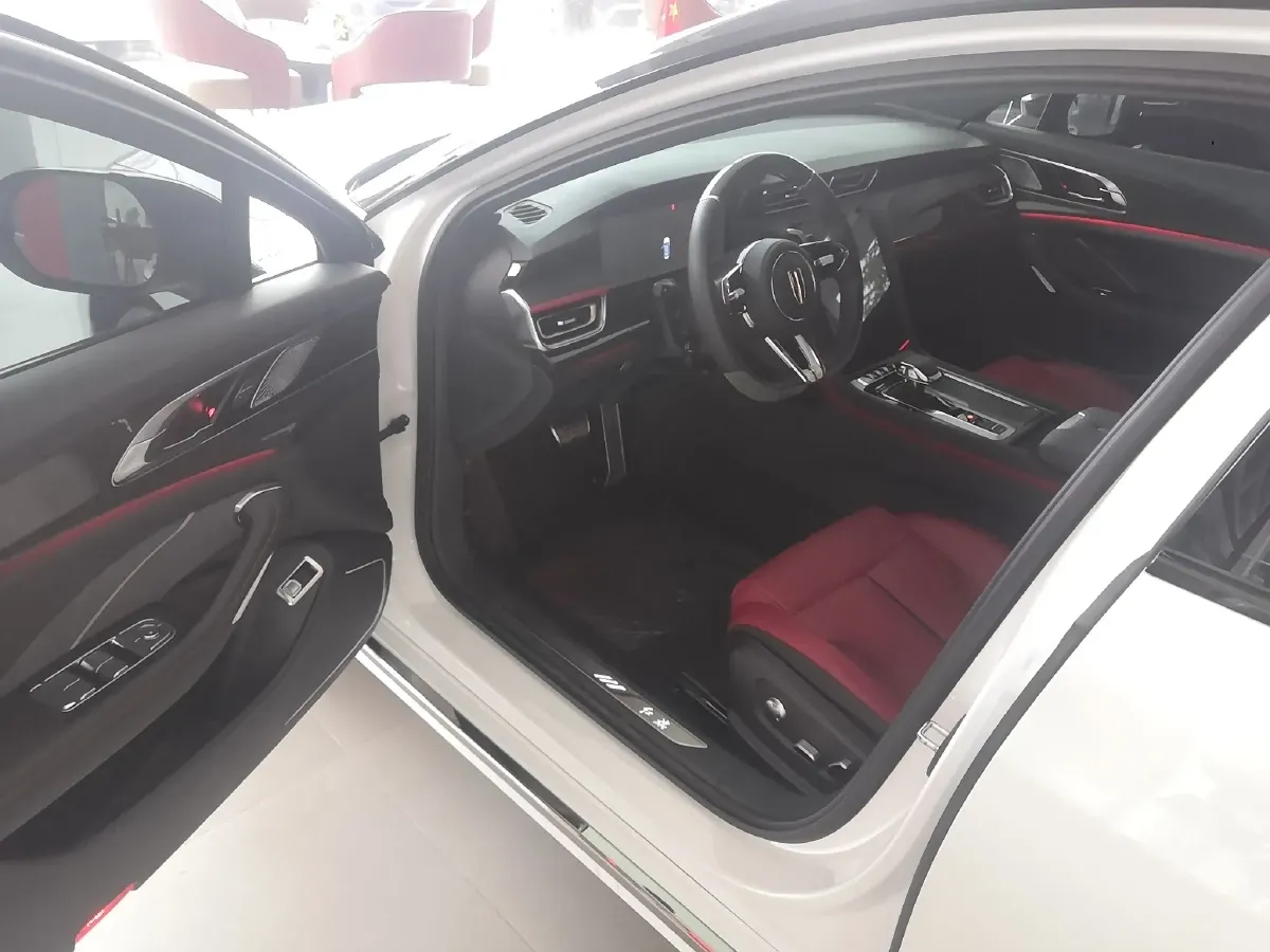 2024 HongQi H6 2.0T 252HP L4 8AT,autocango,china used car exporter,china ev exporter,chinese used car exporter,chinese used ev exporter