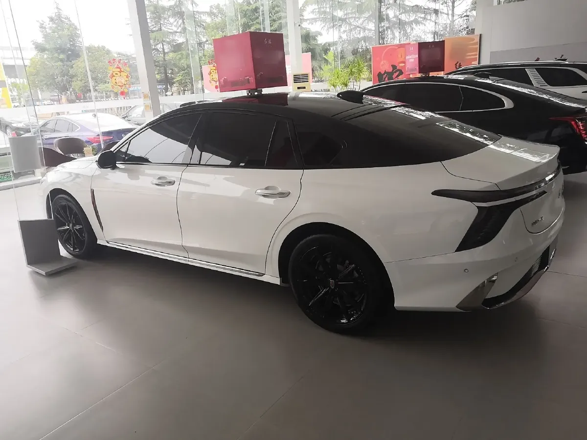 2024 HongQi H6 2.0T 252HP L4 8AT,autocango,china used car exporter,china ev exporter,chinese used car exporter,chinese used ev exporter