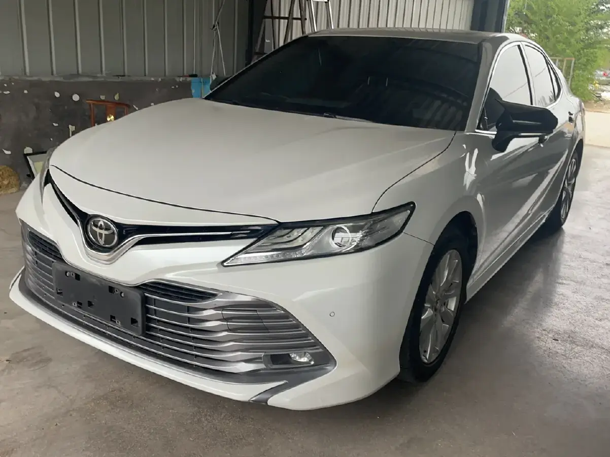 2019 Toyota Camry 2.0L 178HP L4 CVT