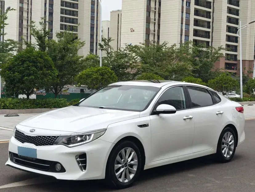 2016 Kia K5 1.6T 180HP L4 7DCT