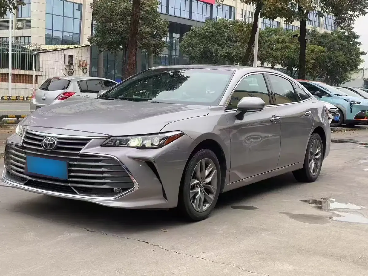 2019 Toyota Avalon 2.0L 178HP L4 CVT