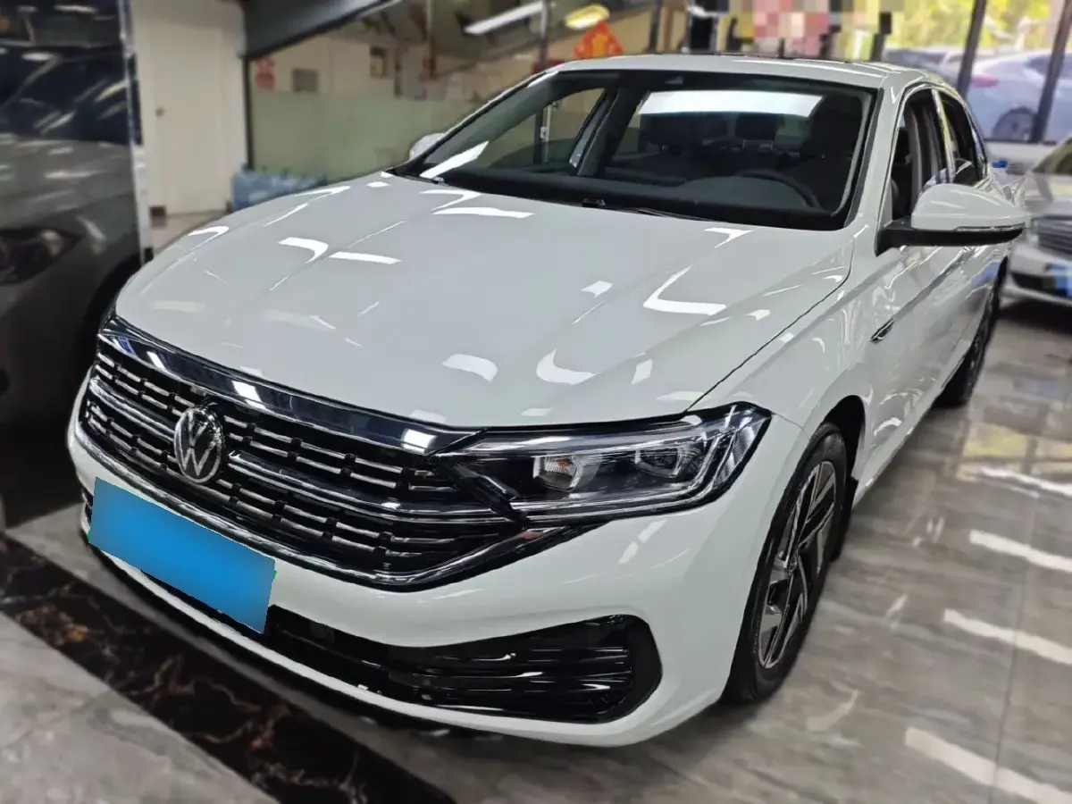 2023 Volkswagen Sagitar 1.5T 160HP L4 7DCT