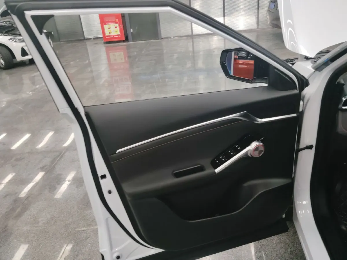 2022 GAC Trumpchi Emkoo 2.0L 140HP L4 2DHT Hybrid,autocango,china used car exporter,china ev exporter,chinese used car exporter,chinese used ev exporter