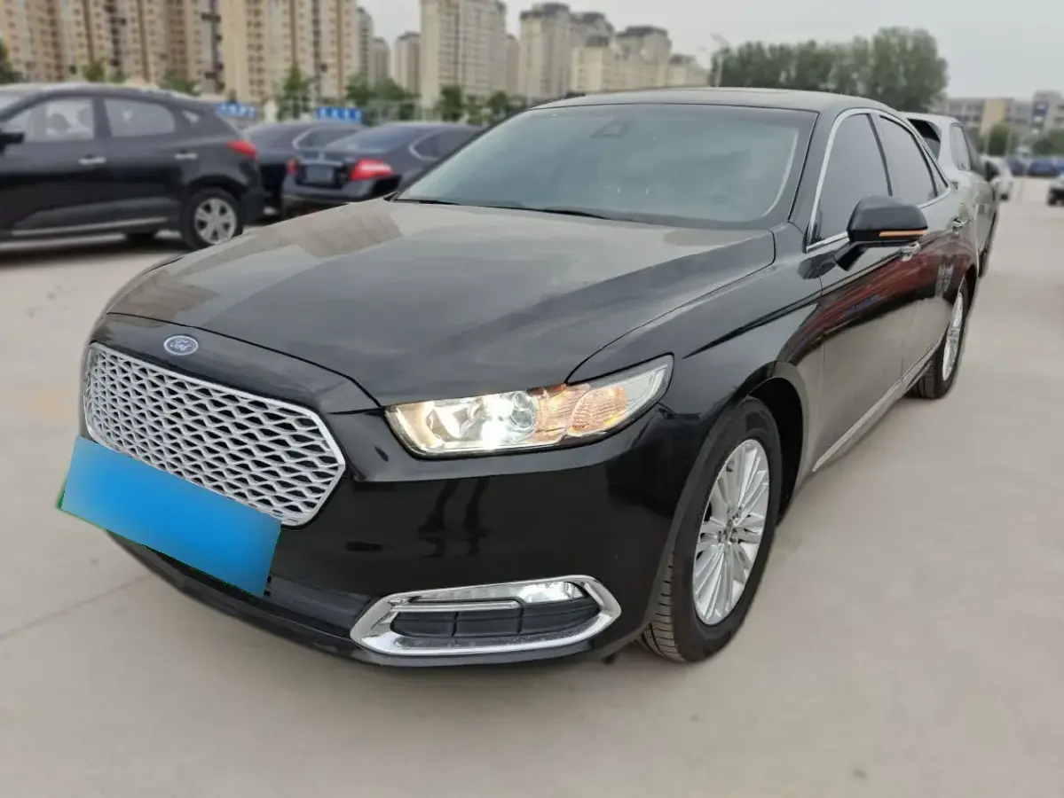 2017 Ford Taurus 2.0T 245HP L4 6AT 2017 Ford Taurus 2.0T 245HP L4 6AT