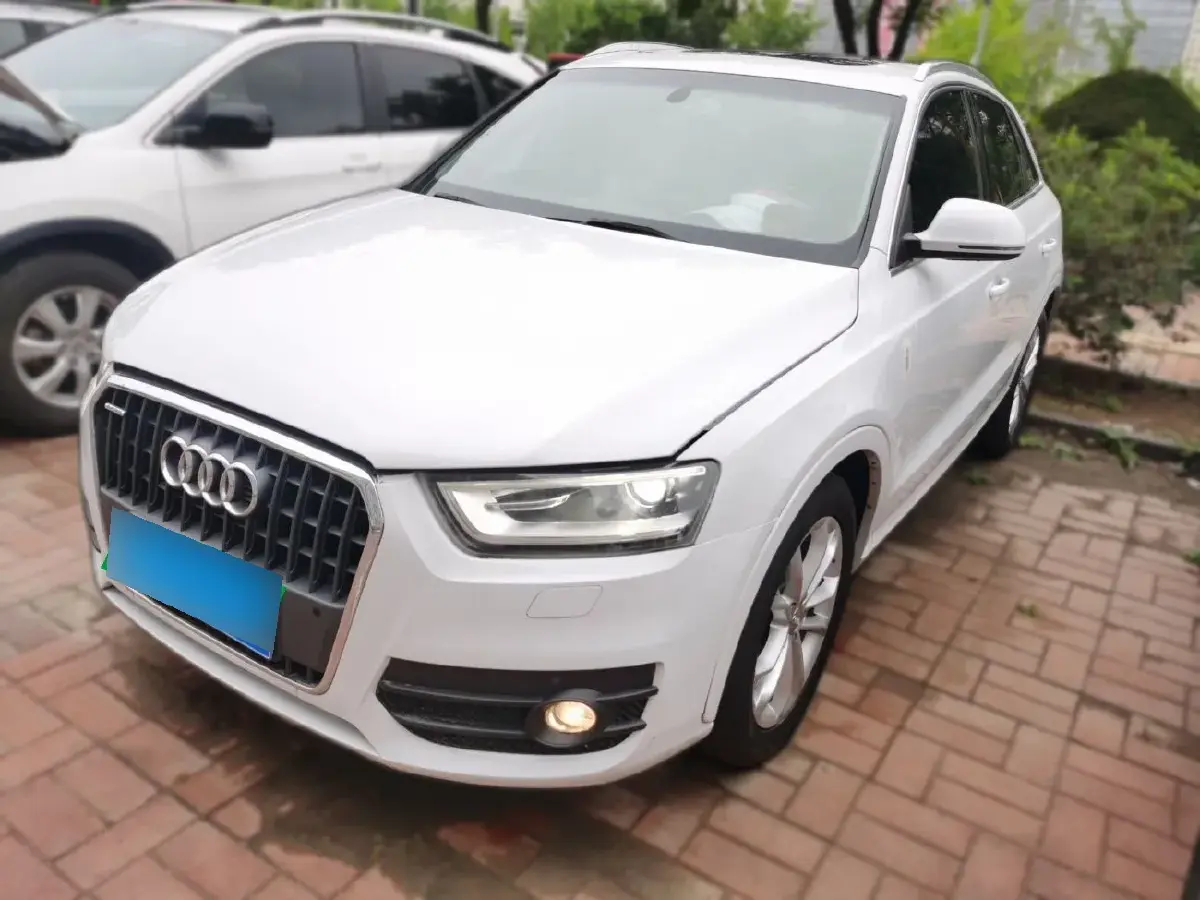 2015 Audi Q3 2.0T 170HP L4 7DCT