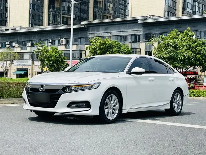 2018 Honda Accord 1.5T 194HP L4 CVT