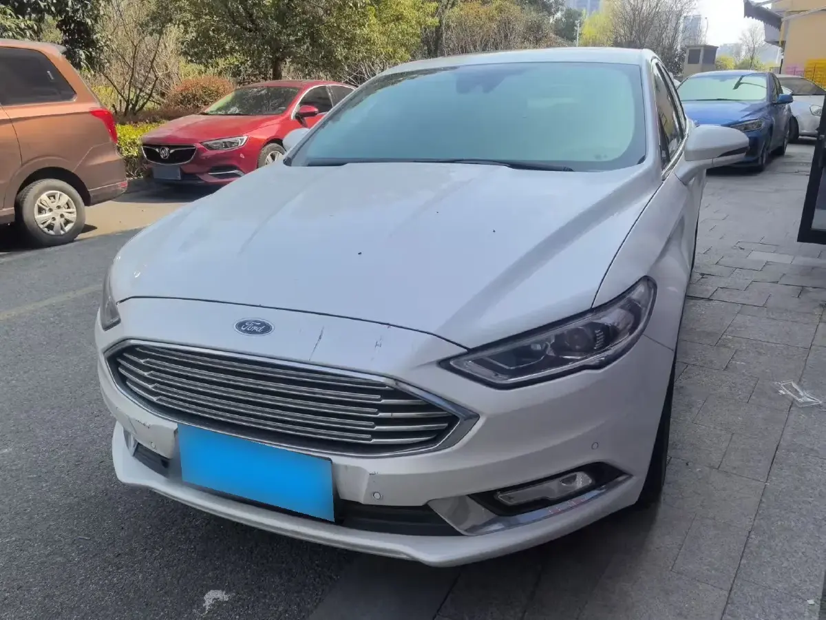 2017 Ford Mondeo 2.0T 204HP L4 6AT