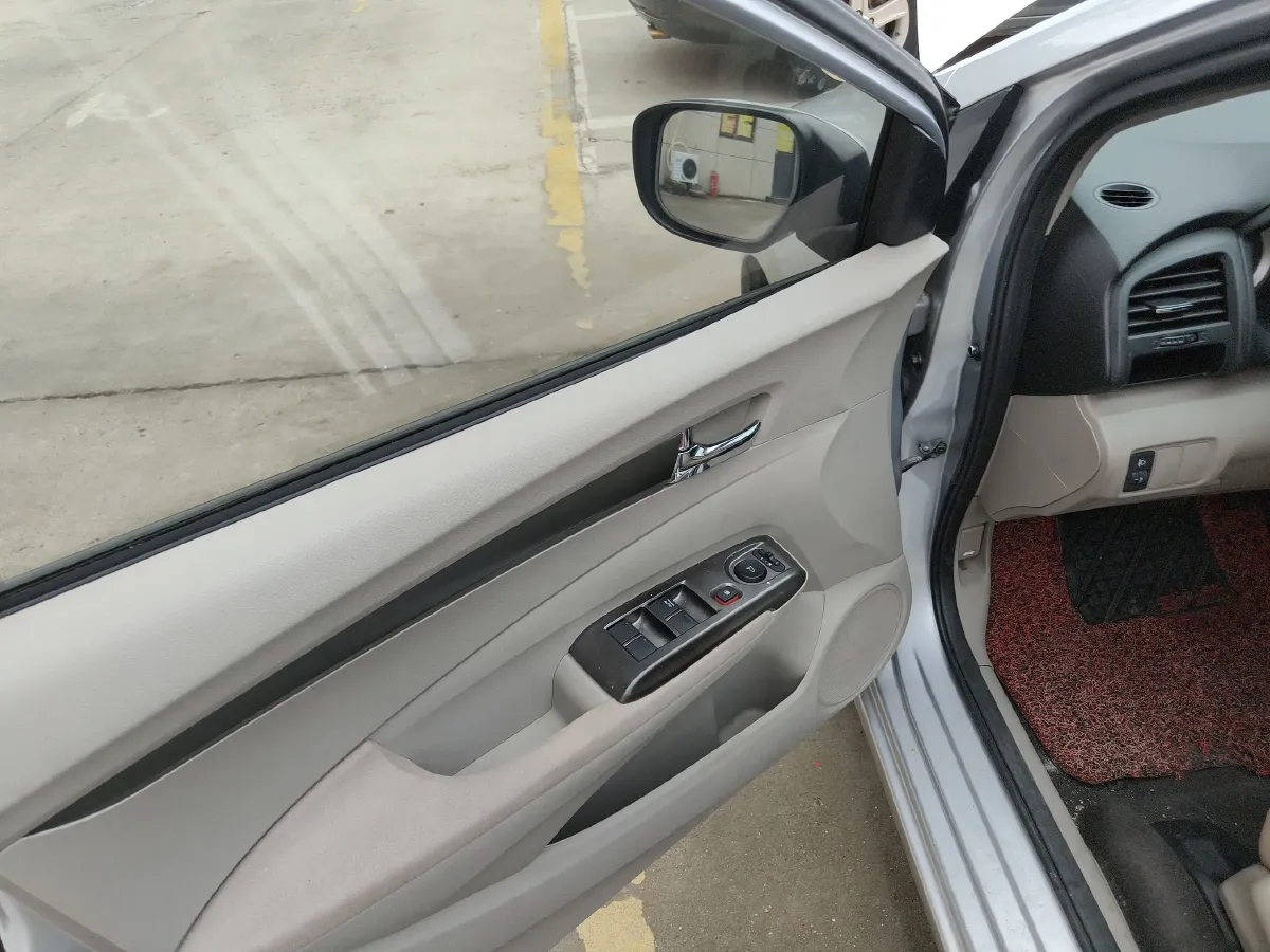 2012 Honda City Classic 1.5L 120HP L4 5AT,autocango,china used car exporter,china ev exporter,chinese used car exporter,chinese used ev exporter