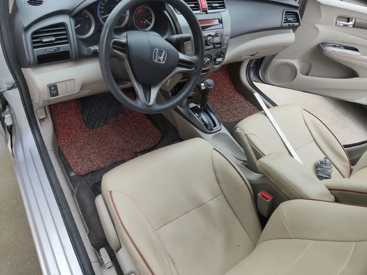 2012 Honda City Classic 1.5L 120HP L4 5AT,autocango,china used car exporter,china ev exporter,chinese used car exporter,chinese used ev exporter