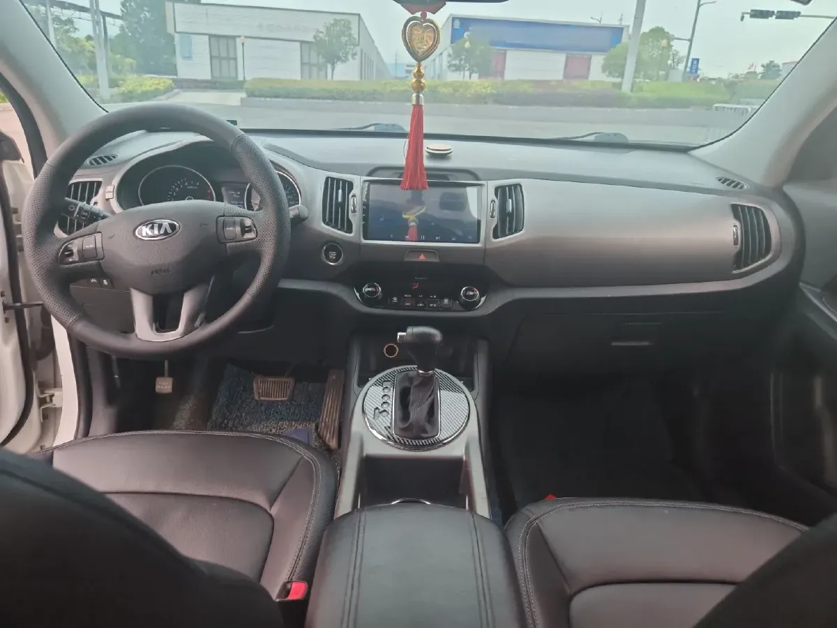 2015 Kia Sportage R 2.0L 165HP L4 6AT,autocango,china used car exporter,china ev exporter,chinese used car exporter,chinese used ev exporter