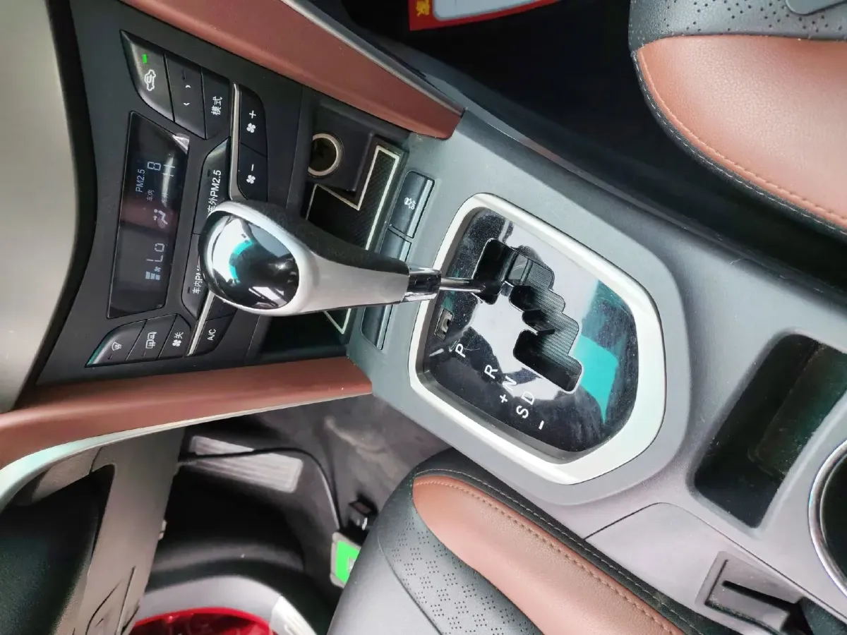 2014 BYD G5 1.5T 154HP L4 6DCT,autocango,china used car exporter,china ev exporter,chinese used car exporter,chinese used ev exporter