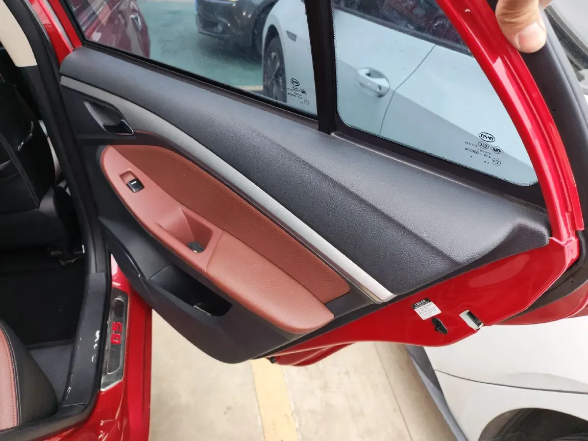 2014 BYD G5 1.5T 154HP L4 6DCT,autocango,china used car exporter,china ev exporter,chinese used car exporter,chinese used ev exporter