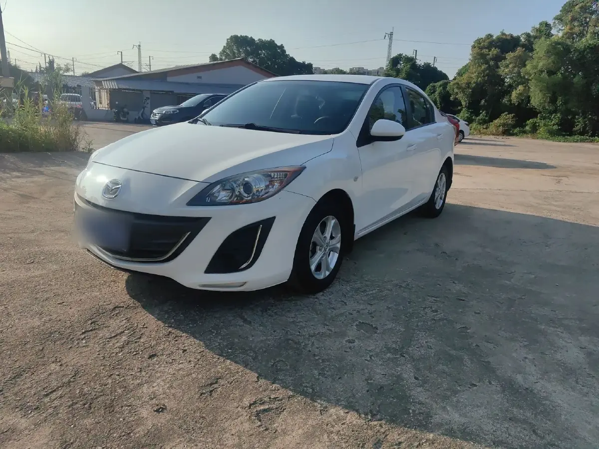 2015 Mazda 3 XingChi 1.6L 107HP L4 4AT