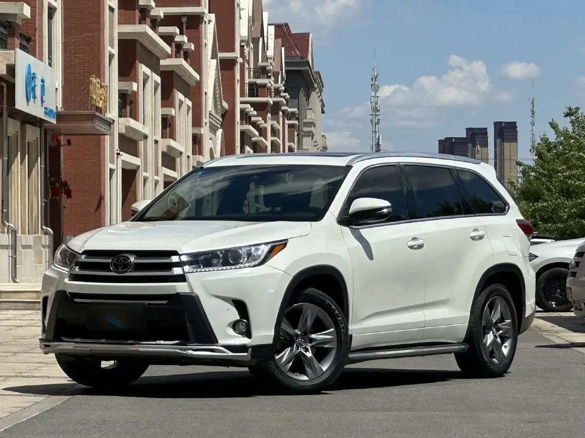 2018 Toyota Highlander 2.0T 220HP L4 6AT