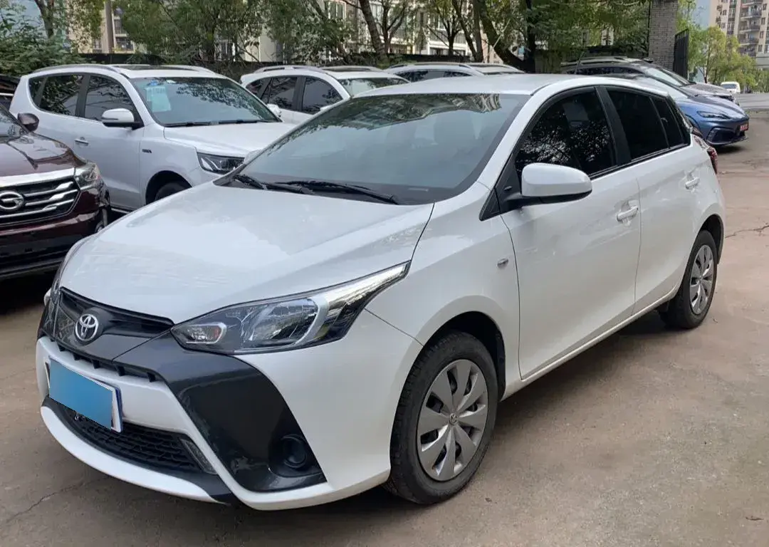 2020 Toyota Yaris L 1.5L 110HP L4 CVT