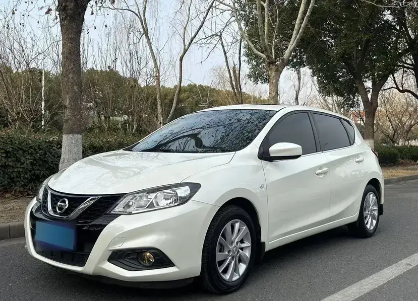 2016 Nissan Tiida 1.6L 126HP L4 CVT
