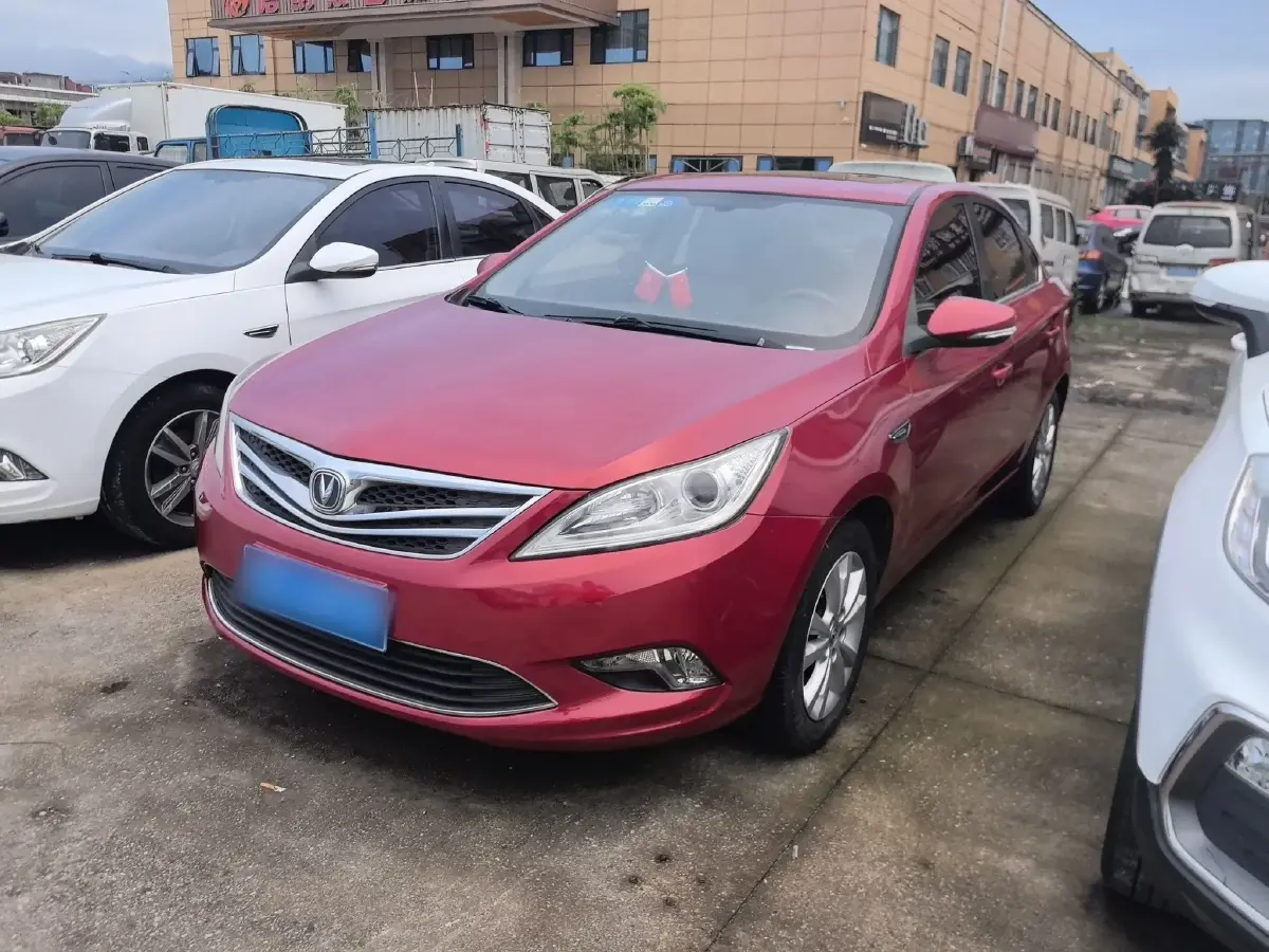 2014 ChangAn Eado 1.6L 125HP L4 5MT