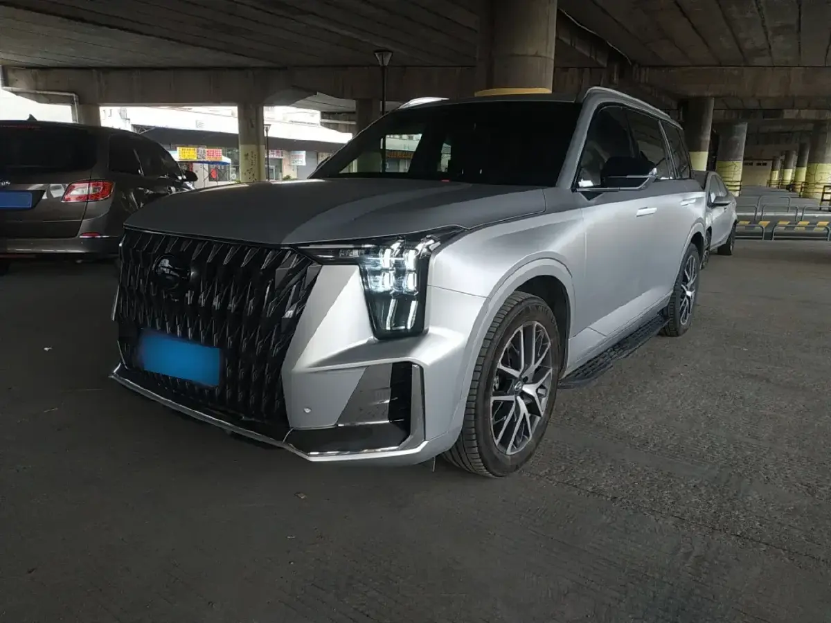 2022 GAC Trumpchi GS8 2.0T 190HP L4 E-CVT Hybrid