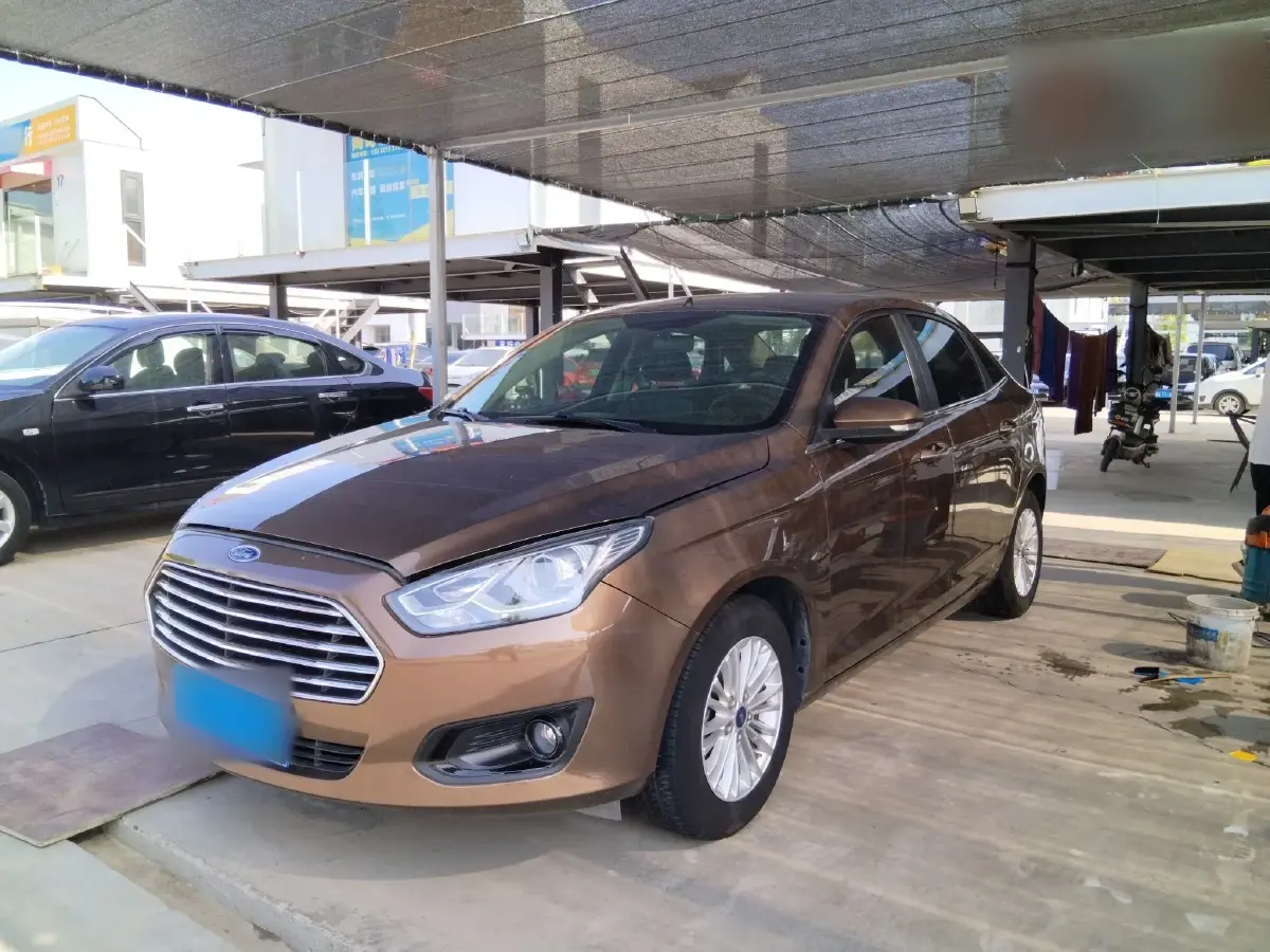 2015 Ford Escort 1.5L 113HP L4 6AT