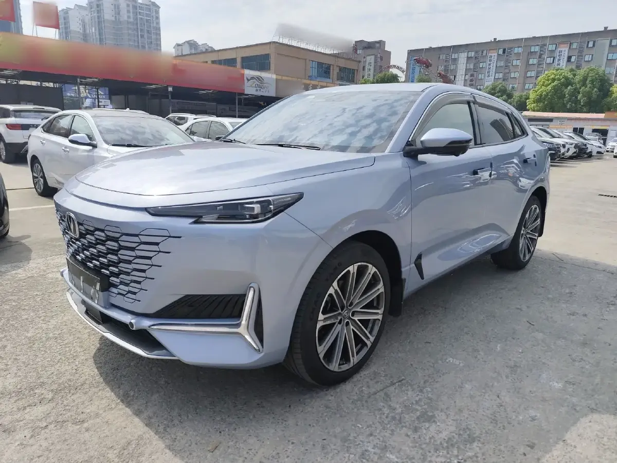 2021 ChangAn UNI-K 2.0T 233HP L4 8AT