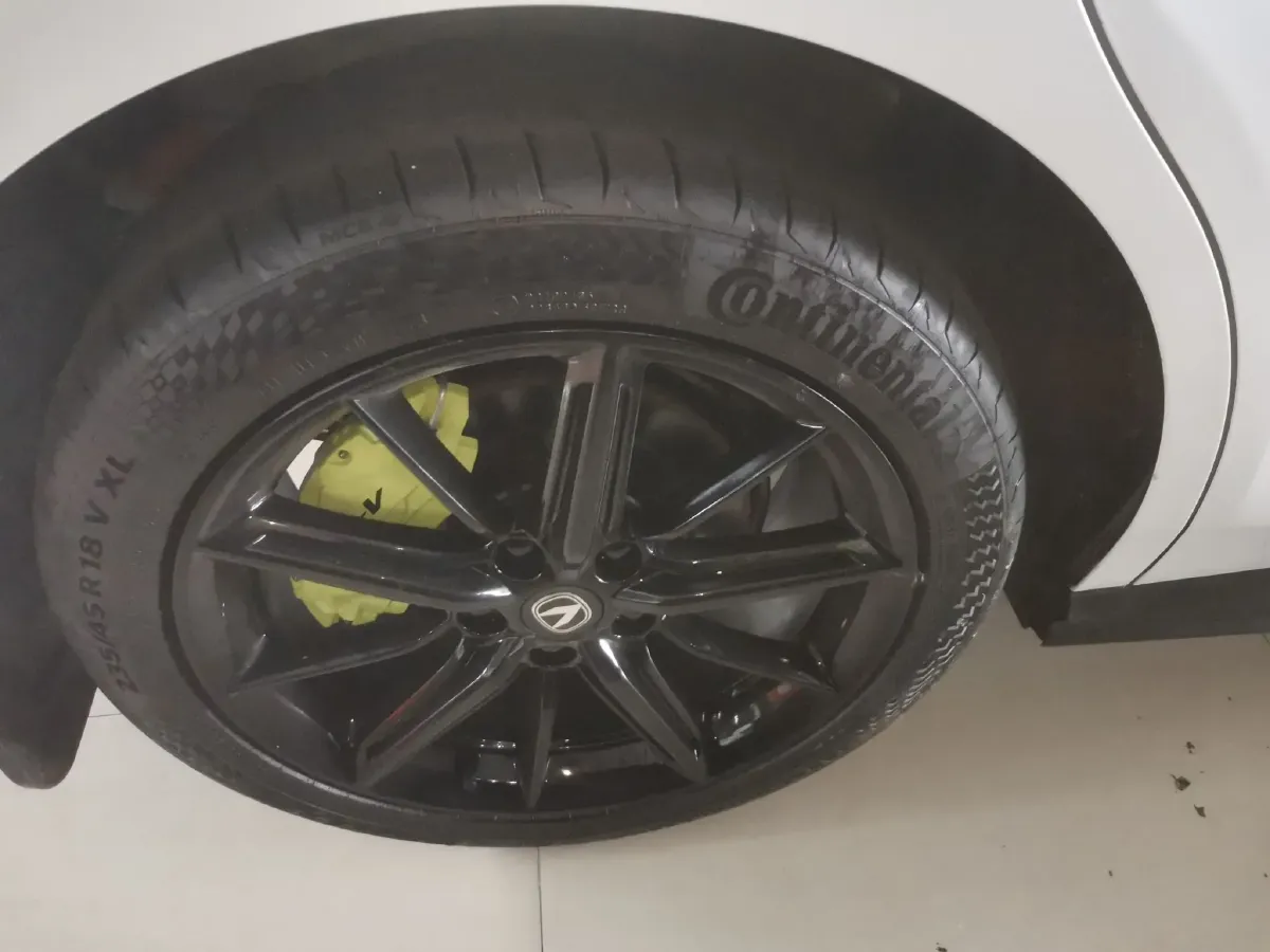 2023 ChangAn UNI-V iDD 1.5T 170HP L4 6TCT PHEV 18.4KWH,autocango,china used car exporter,china ev exporter,chinese used car exporter,chinese used ev exporter