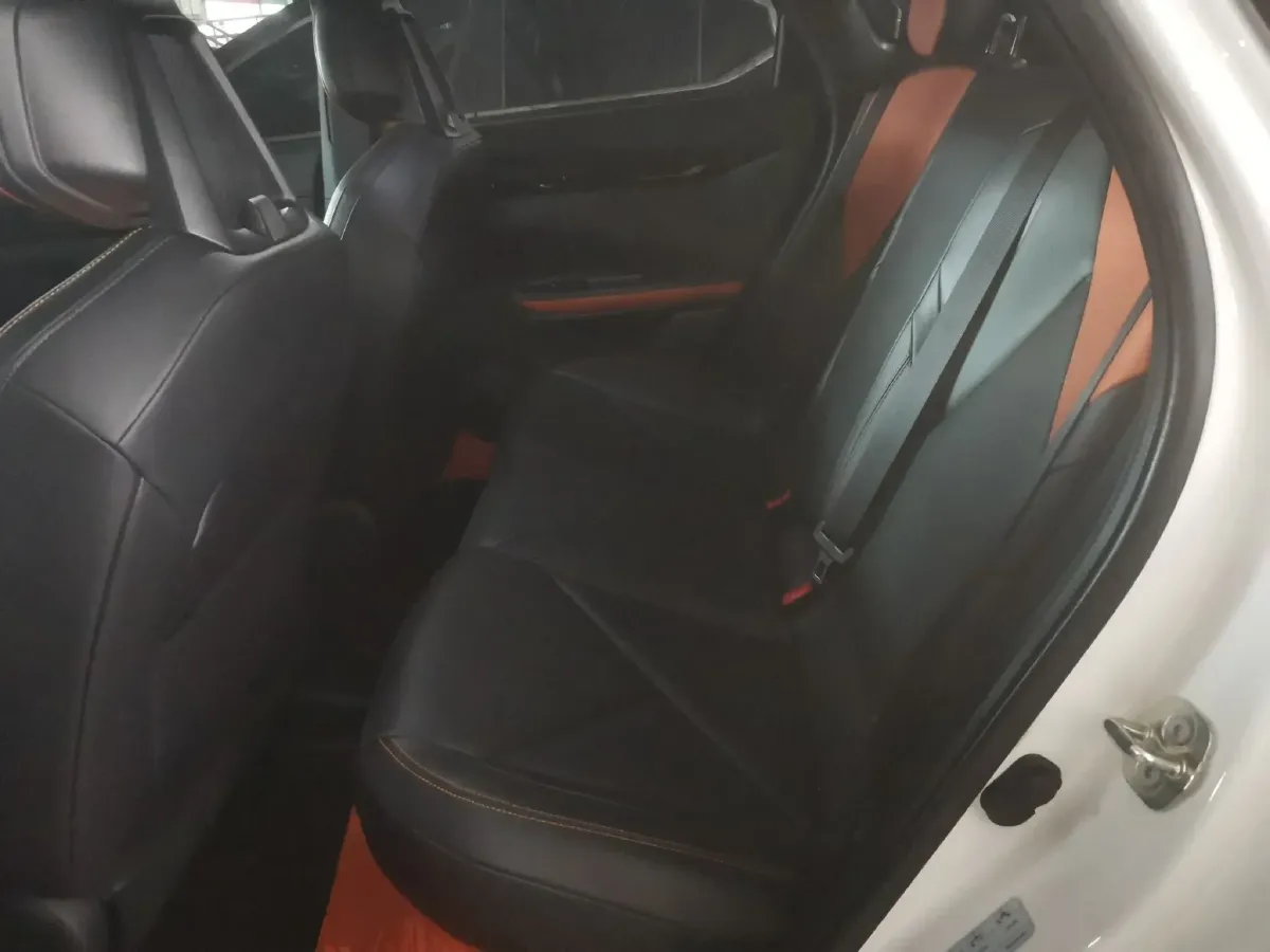 2023 ChangAn UNI-V iDD 1.5T 170HP L4 6TCT PHEV 18.4KWH,autocango,china used car exporter,china ev exporter,chinese used car exporter,chinese used ev exporter