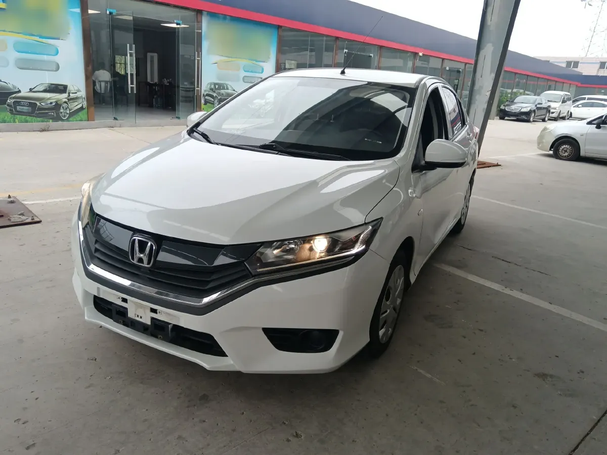 2016 Honda Greiz 1.5L 131HP L4 CVT,autocango,china used car exporter,china ev exporter,chinese used car exporter,chinese used ev exporter