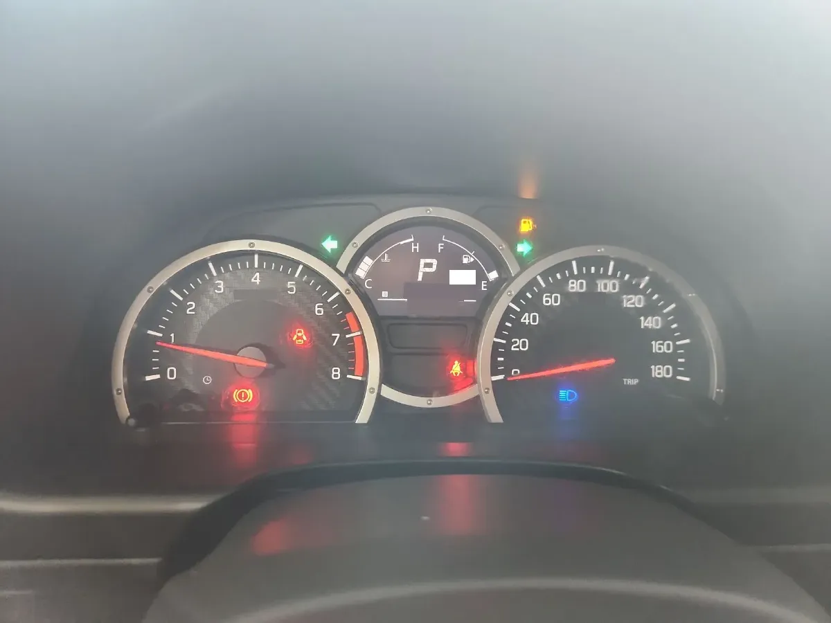 2015 Suzuki Jimny 1.3L 85HP L4 4AT,autocango,china used car exporter,china ev exporter,chinese used car exporter,chinese used ev exporter