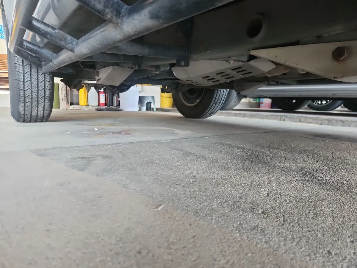 2015 Suzuki Jimny 1.3L 85HP L4 4AT,autocango,china used car exporter,china ev exporter,chinese used car exporter,chinese used ev exporter