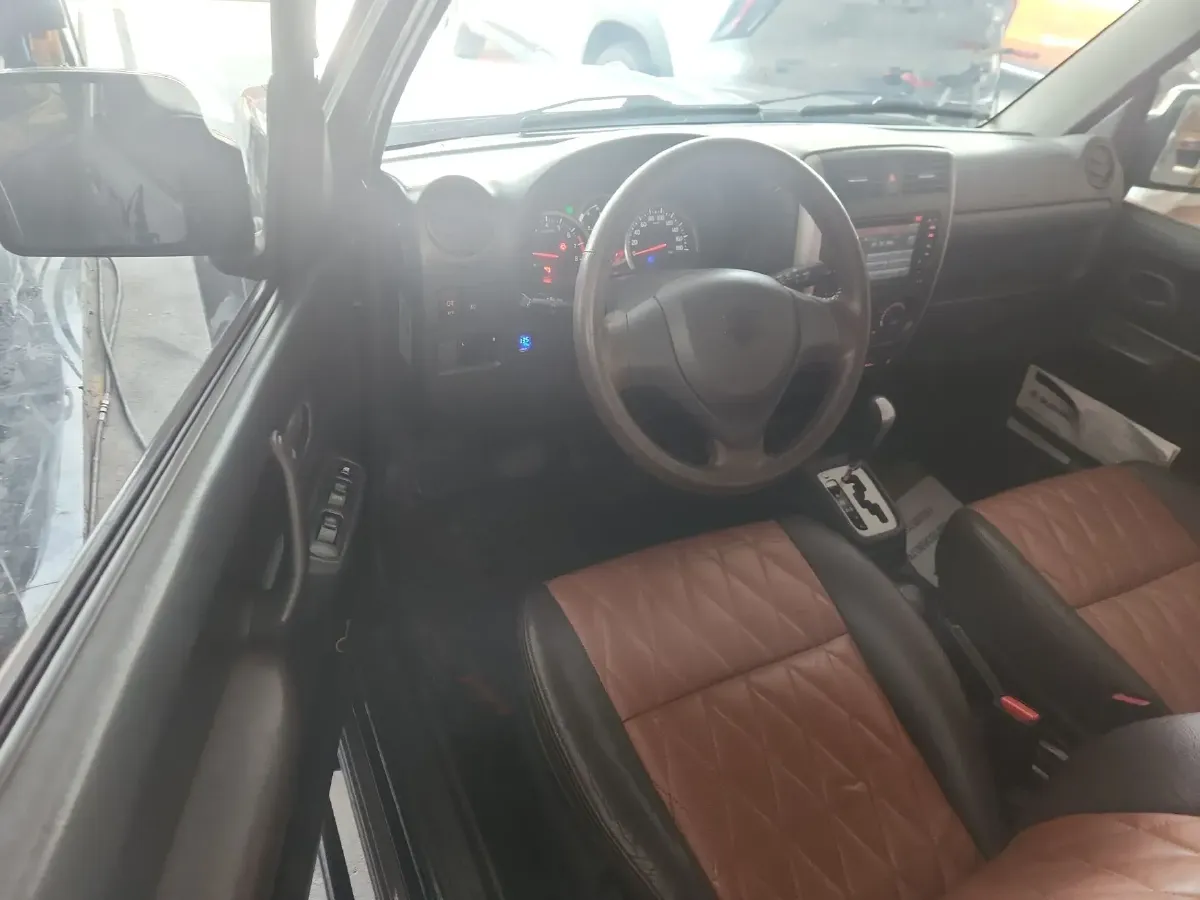 2015 Suzuki Jimny 1.3L 85HP L4 4AT,autocango,china used car exporter,china ev exporter,chinese used car exporter,chinese used ev exporter