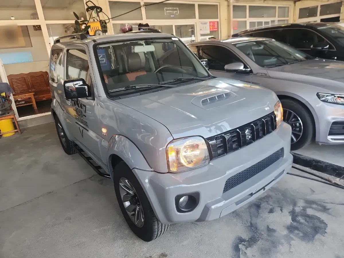 2015 Suzuki Jimny 1.3L 85HP L4 4AT,autocango,china used car exporter,china ev exporter,chinese used car exporter,chinese used ev exporter