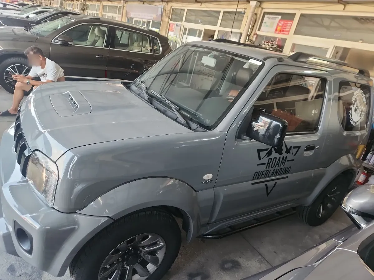2015 Suzuki Jimny 1.3L 85HP L4 4AT,autocango,china used car exporter,china ev exporter,chinese used car exporter,chinese used ev exporter