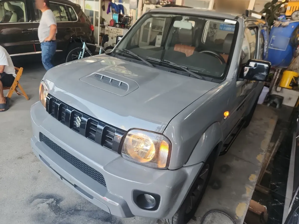 2015 Suzuki Jimny 1.3L 85HP L4 4AT,autocango,china used car exporter,china ev exporter,chinese used car exporter,chinese used ev exporter