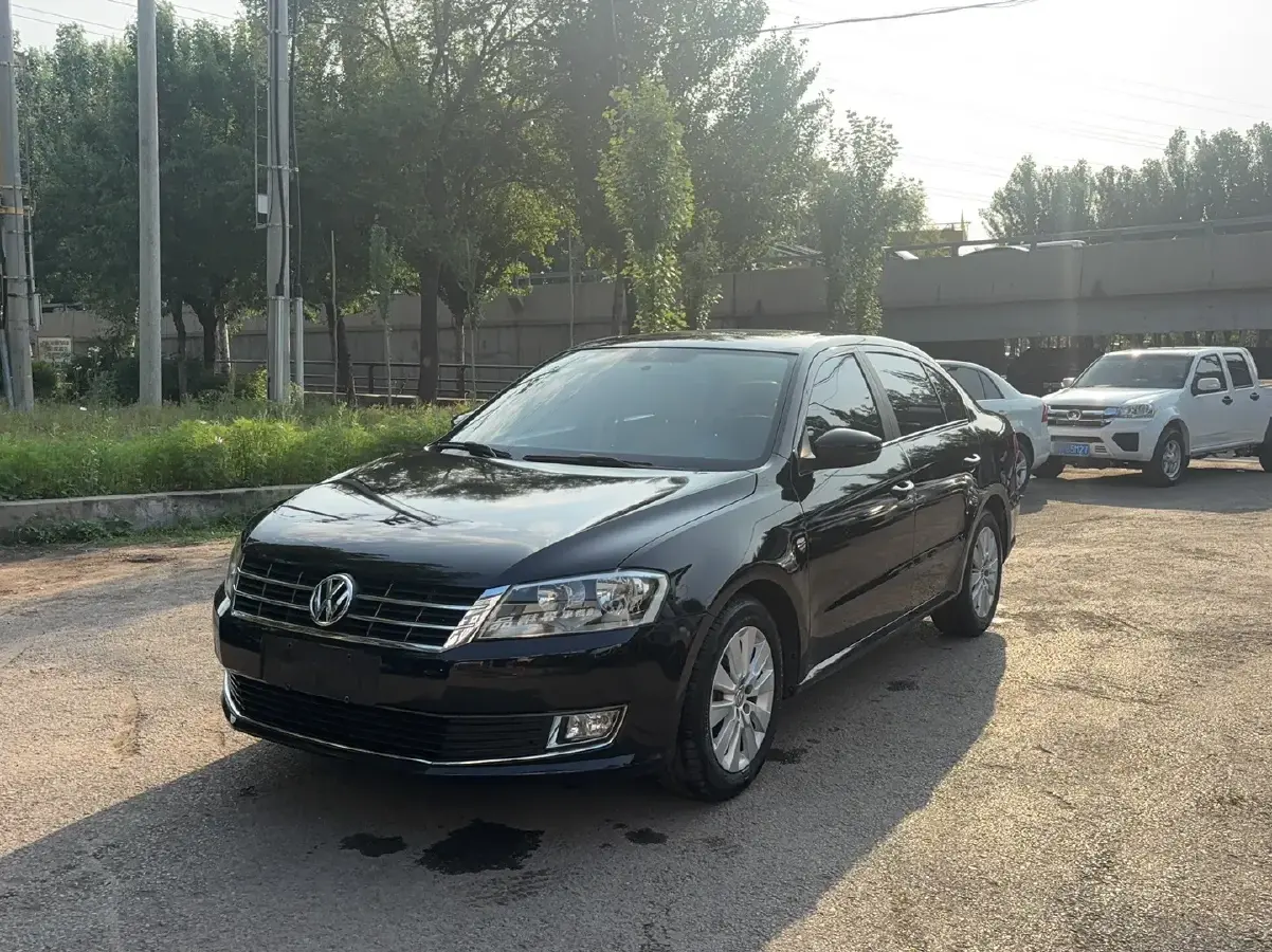 2013 Volkswagen Lavida 1.6L 110HP L4 5MT
