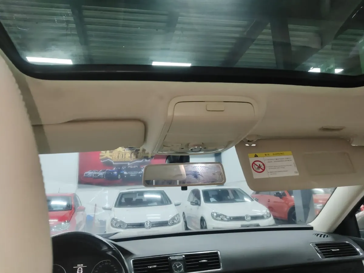 2015 Volkswagen Passat 1.8T 160HP L4 7DCT,autocango,china used car exporter,china ev exporter,chinese used car exporter,chinese used ev exporter