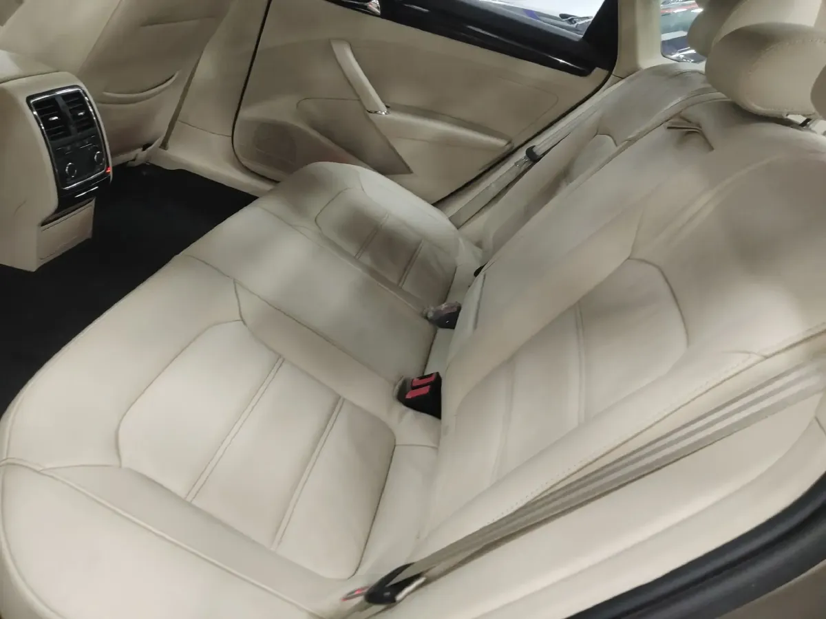 2015 Volkswagen Passat 1.8T 160HP L4 7DCT,autocango,china used car exporter,china ev exporter,chinese used car exporter,chinese used ev exporter