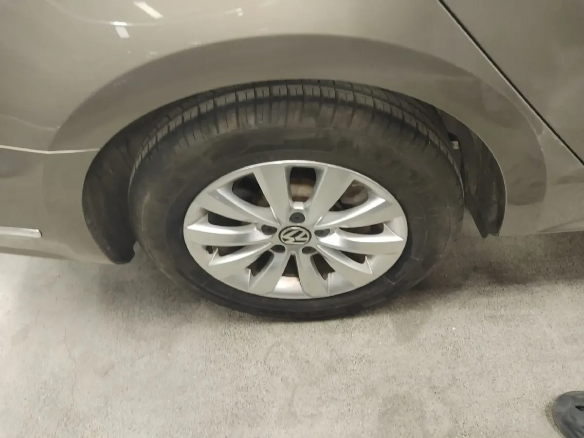 2015 Volkswagen Passat 1.8T 160HP L4 7DCT,autocango,china used car exporter,china ev exporter,chinese used car exporter,chinese used ev exporter